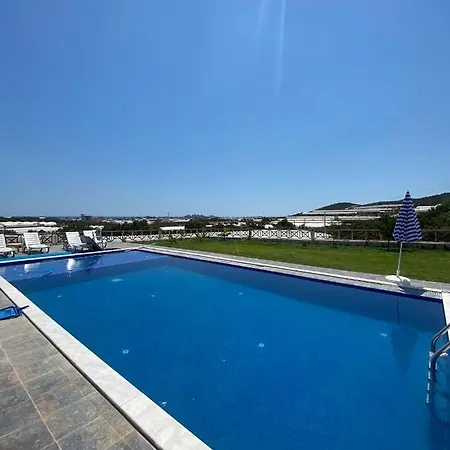 Bu Apart-hotel 3*