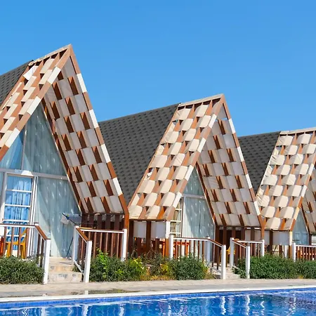 Bu Апарт-отель 3*