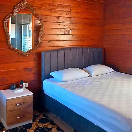 Bu Aparthotel 3*