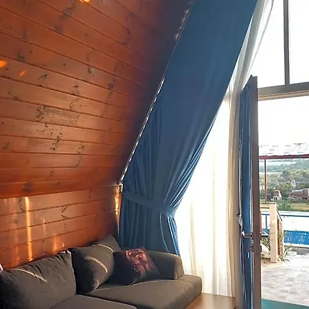 Aparthotel Bu 3*